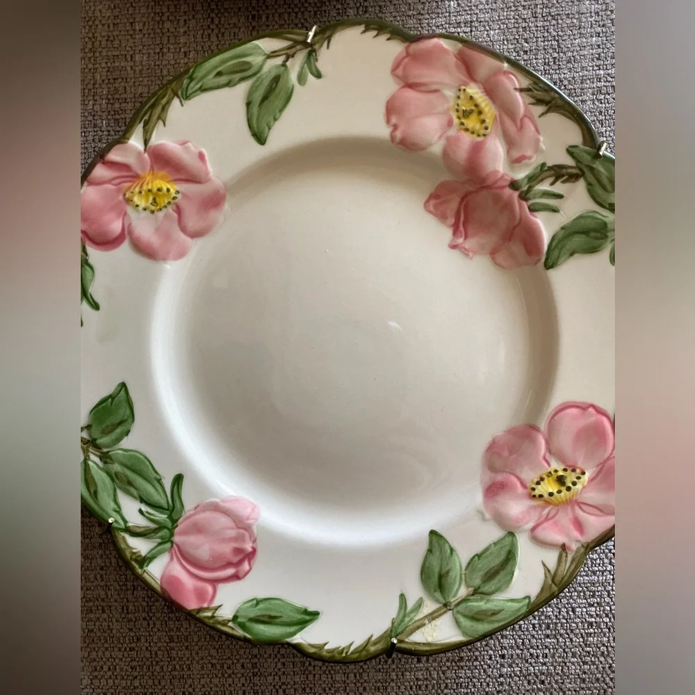 Set of 2 Franciscan Desert Rose 7⅞" Salad Plates - Picture 5 of 6